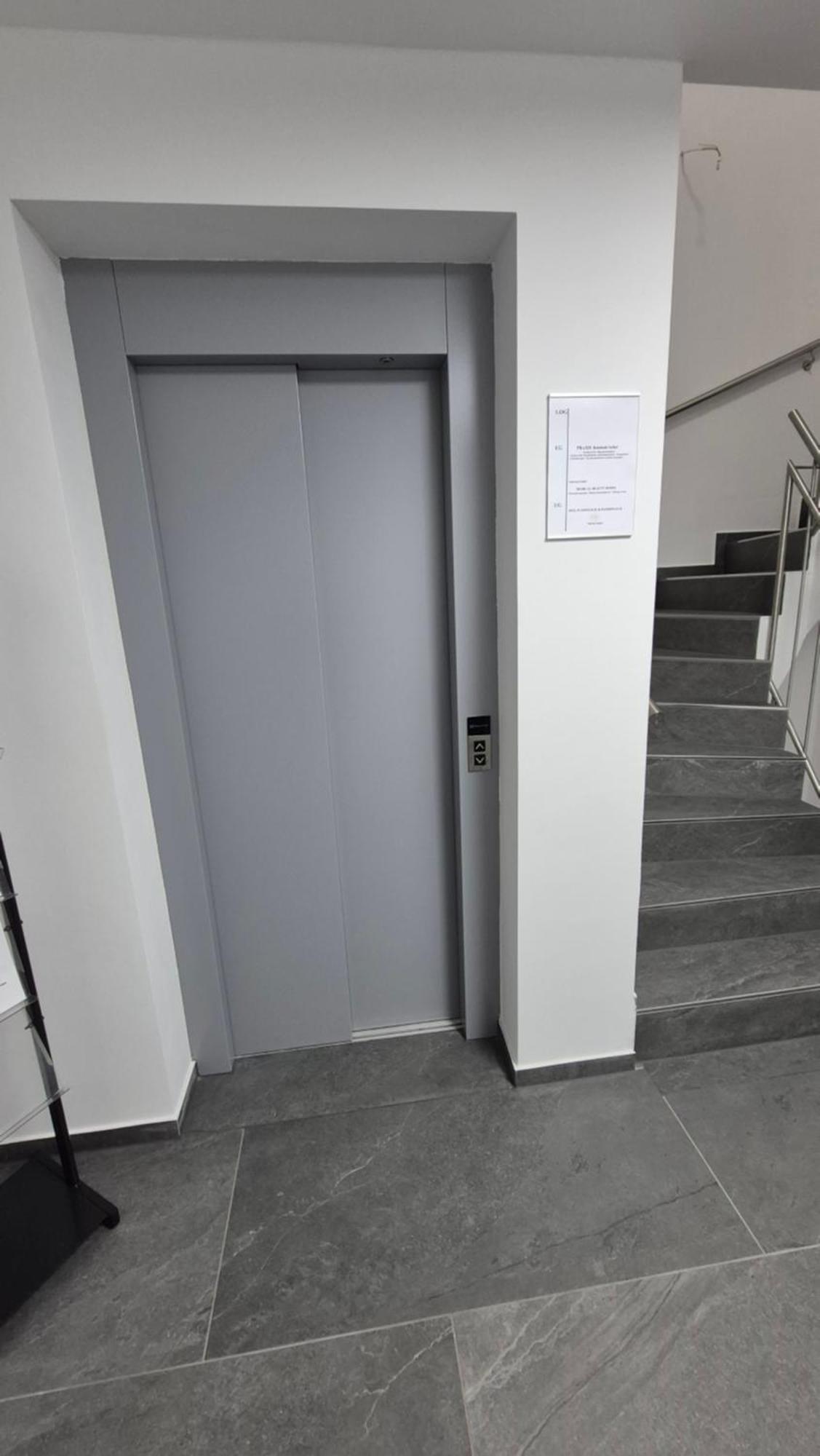 Apartments Seibel Doppel-Zweibettzimmer Mit Bad Reutlingen Exteriör bild
